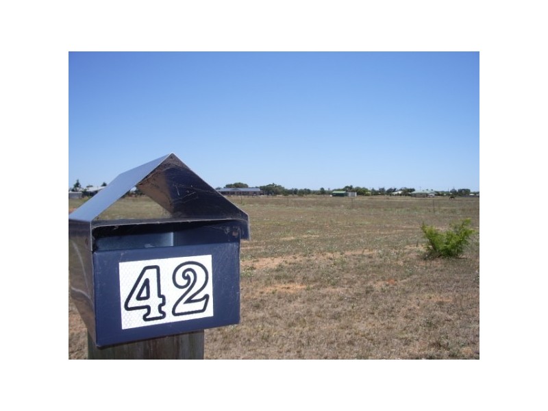 42 Dressage Circle, Deepdale WA 6532