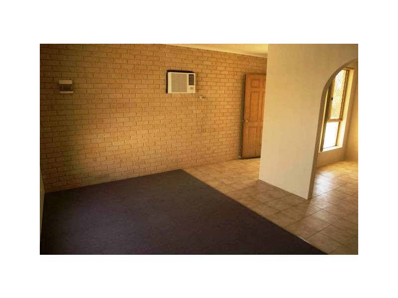 2/230 Willcock Drive, Mahomets Flats WA 6530