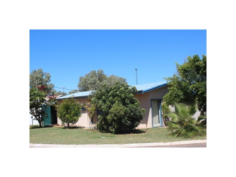 32 Bosuns Crescent, West End WA 6530