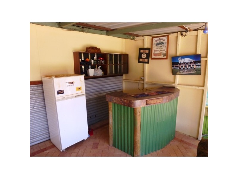 41 Whitfield Street, Beachlands WA 6530