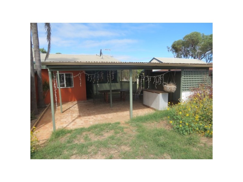 4 William Street, Geraldton WA 6530