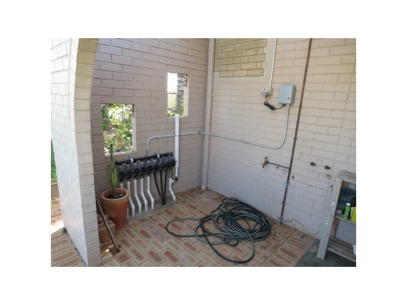 2 Jade Place, Rangeway WA 6530