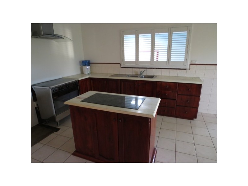 2 Jade Place, Rangeway WA 6530
