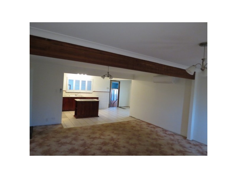 2 Jade Place, Rangeway WA 6530