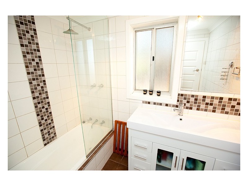 736 Chapman Rd, Glenfield WA 6532