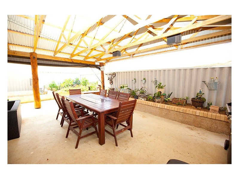 736 Chapman Rd, Glenfield WA 6532