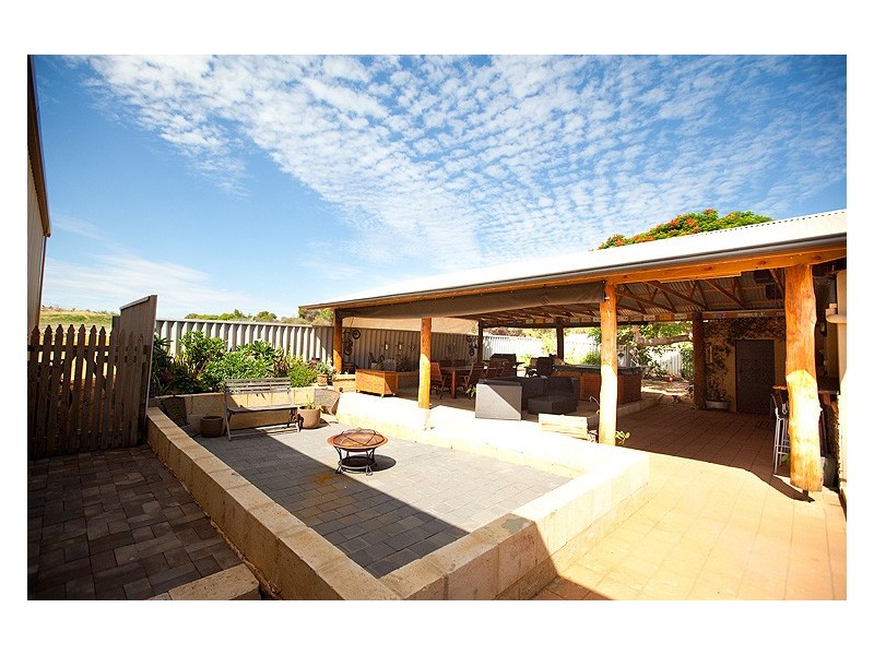 736 Chapman Rd, Glenfield WA 6532