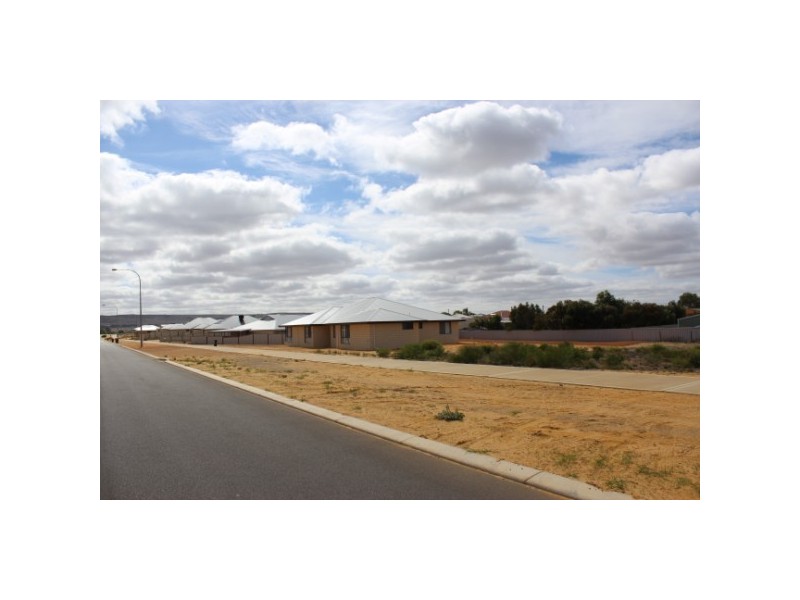 20 Strathalbyn Road, Strathalbyn WA 6530