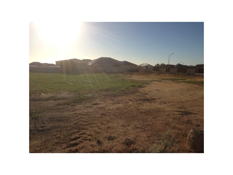 53 Sutcliffe Road, Waggrakine WA 6530