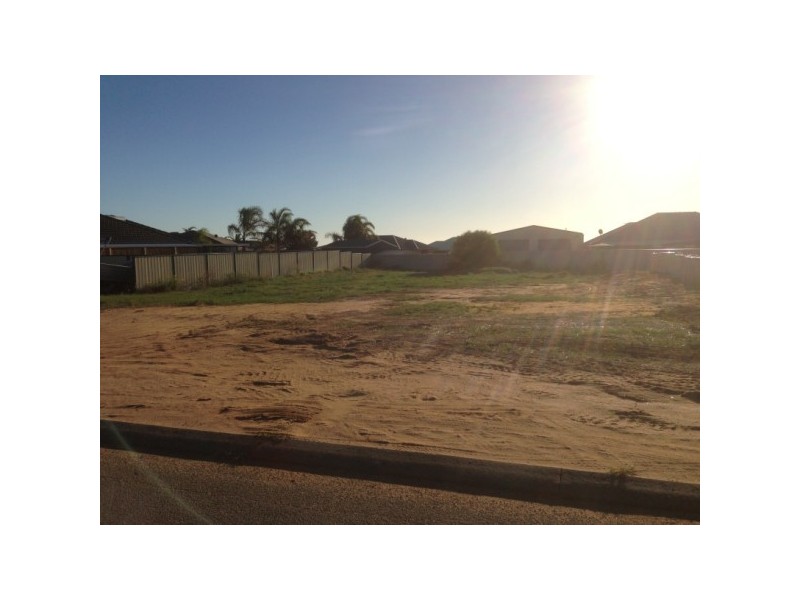 53 Sutcliffe Road, Waggrakine WA 6530