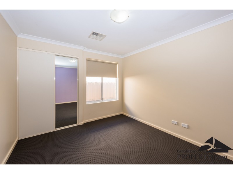 9 Shamrock Street, Wandina WA 6530