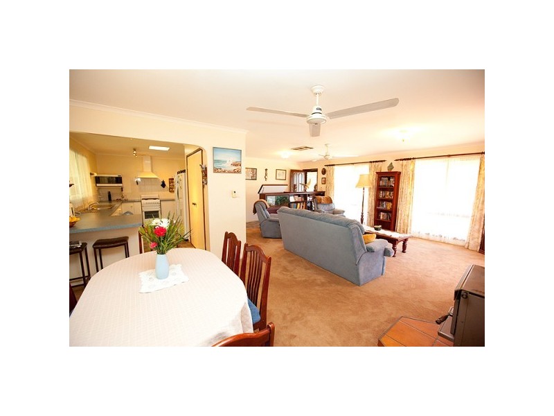 429 David Road, Waggrakine WA 6530