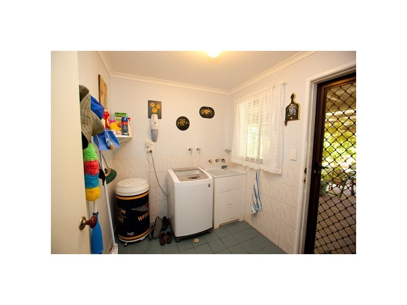 429 David Road, Waggrakine WA 6530