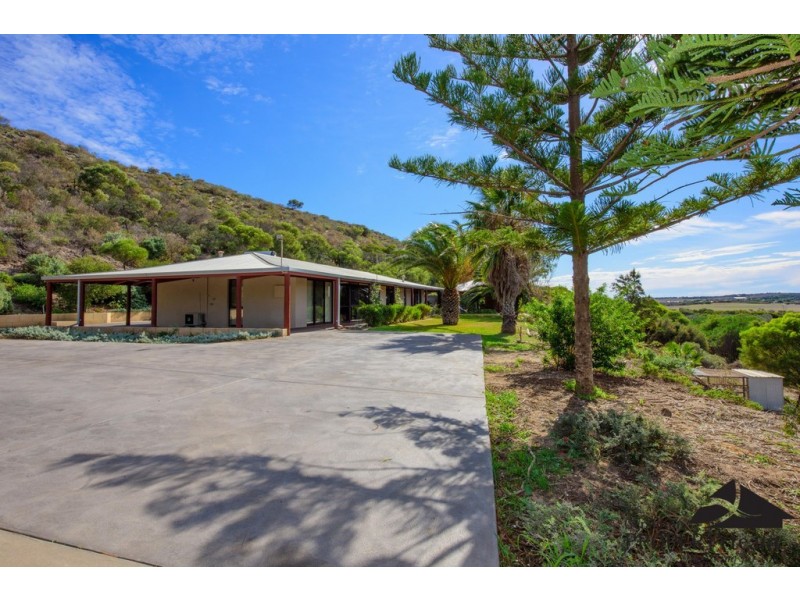 1443 Company Road, Greenough WA 6532