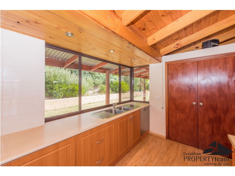 1443 Company Road, Greenough WA 6532