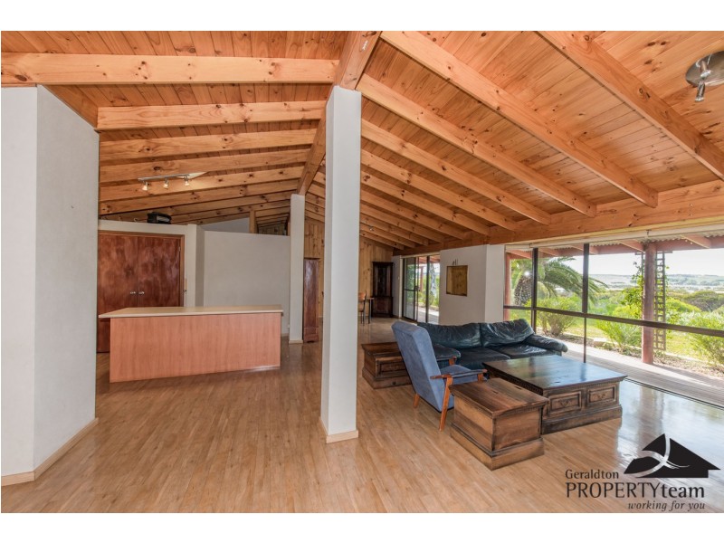 1443 Company Road, Greenough WA 6532