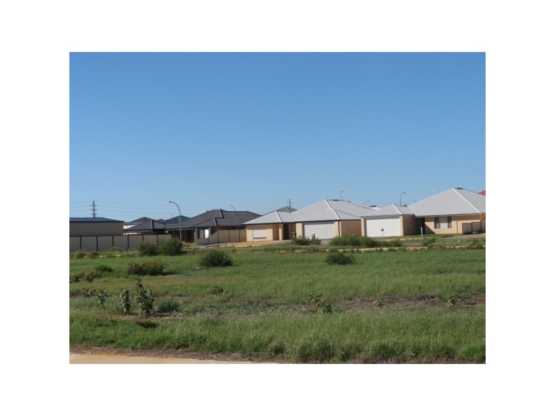 13 Donegal Street, Utakarra WA 6530