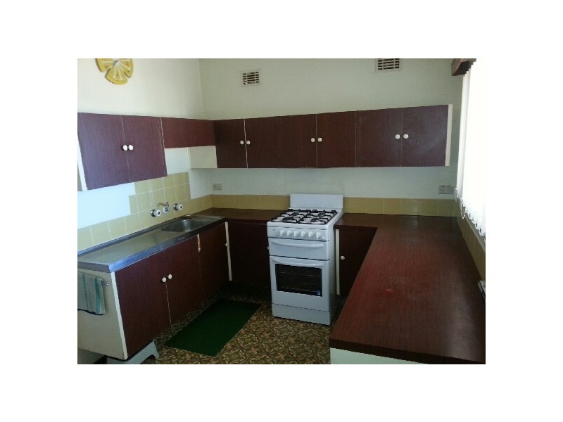 31 Waldeck Street, Geraldton WA 6530