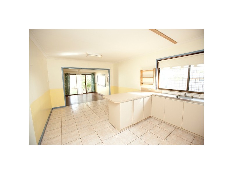 53 Phelps Street, Wonthella WA 6530