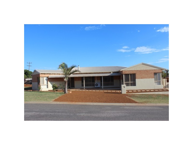 3 Glass Crescent, Mahomets Flats WA 6530