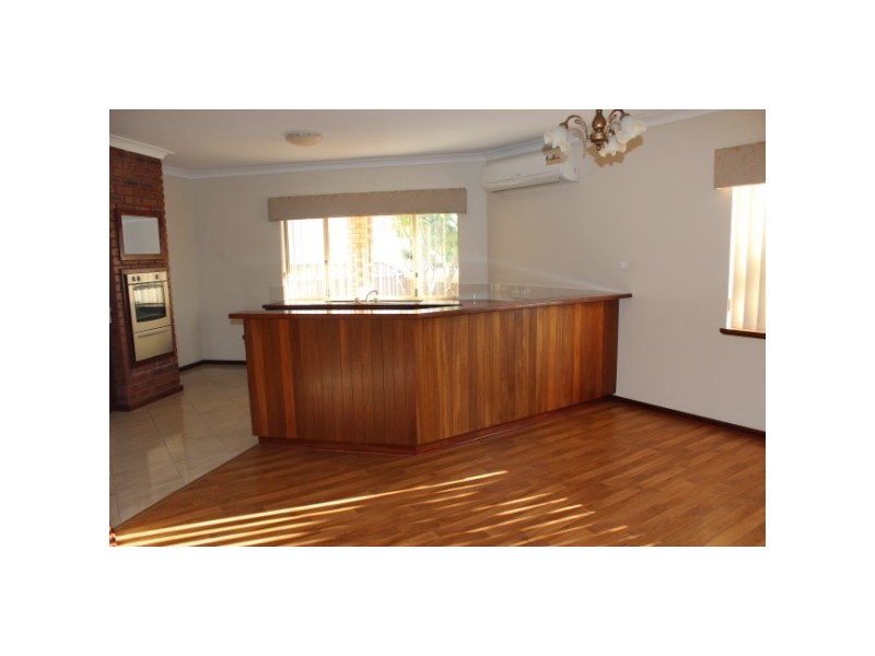 3 Glass Crescent, Mahomets Flats WA 6530