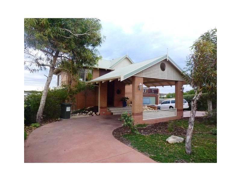 11 Ettrick Court, Cape Burney WA 6532