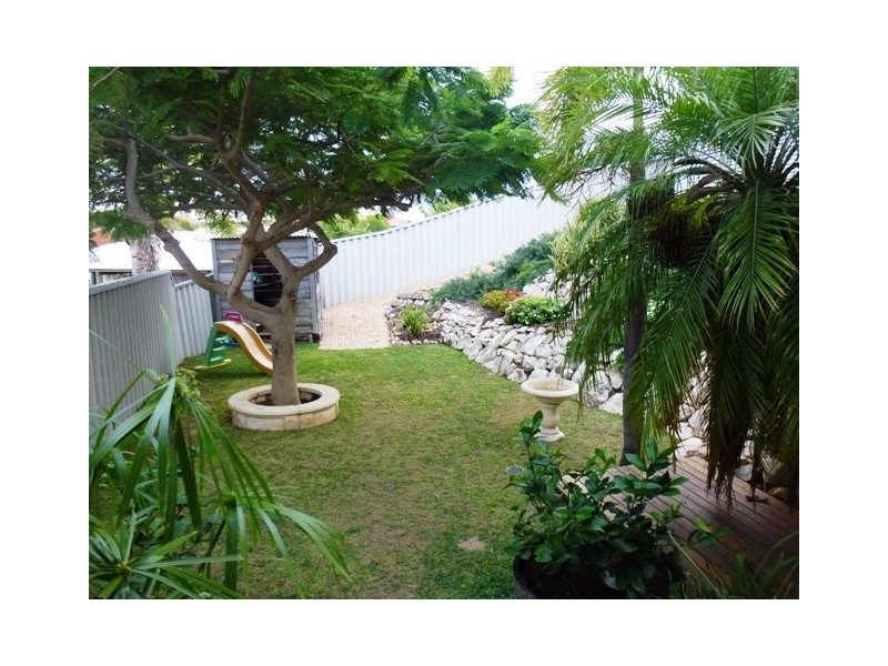 11 Ettrick Court, Cape Burney WA 6532