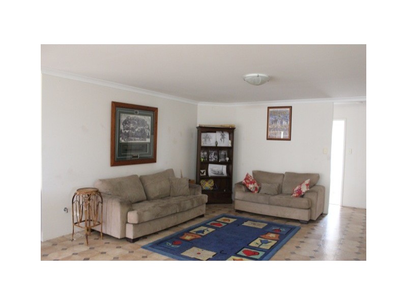 11 Bellimos Drive, Wandina WA 6530