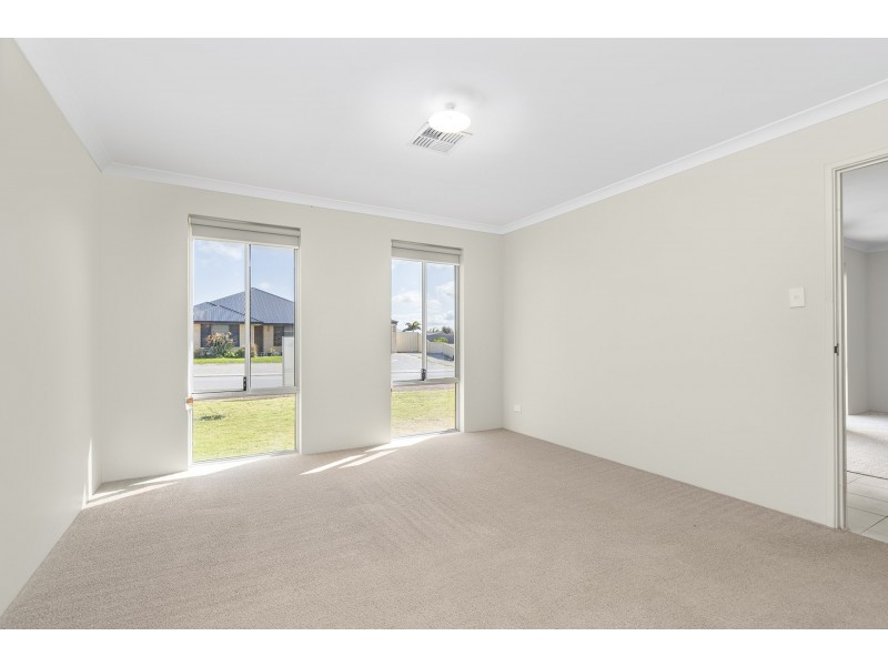 5 Flavio Crescent, Wandina WA 6530