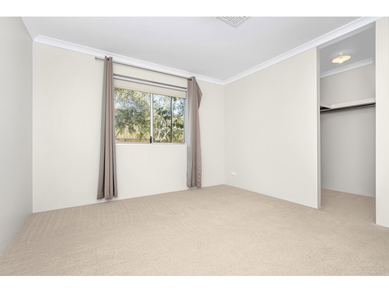 5 Flavio Crescent, Wandina WA 6530