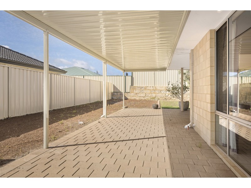 5 Flavio Crescent, Wandina WA 6530