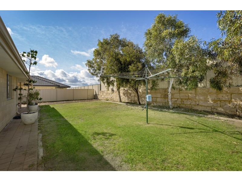 5 Flavio Crescent, Wandina WA 6530