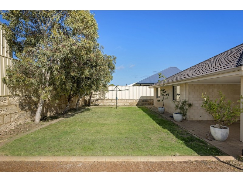 5 Flavio Crescent, Wandina WA 6530