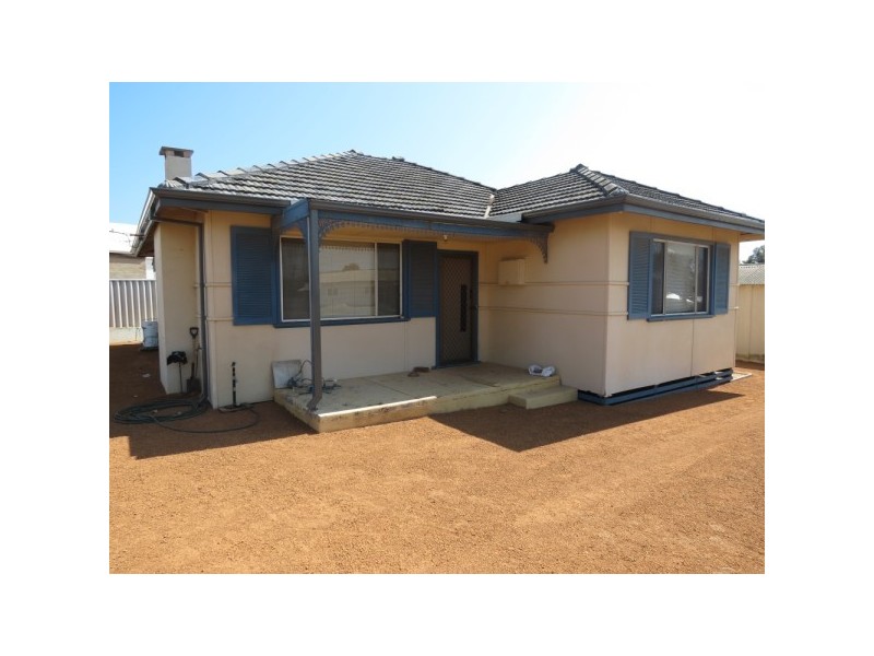 2/2 Catherine Street, Bluff Point WA 6530