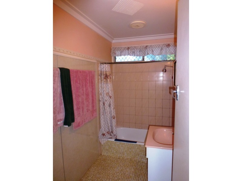 10 Harrison Street, Bluff Point WA 6530