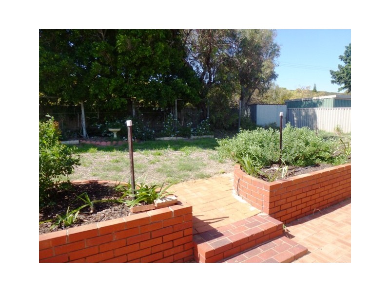 20 Roebuck Street, Mahomets Flats WA 6530