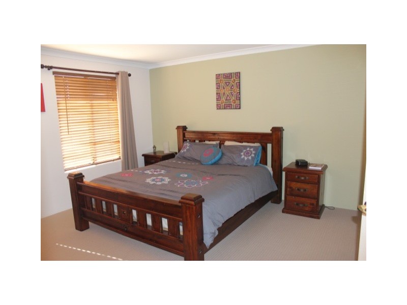 37 Ego Creek Loop, Waggrakine WA 6530