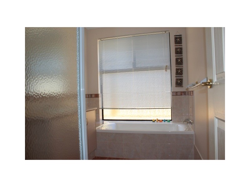 37 Ego Creek Loop, Waggrakine WA 6530