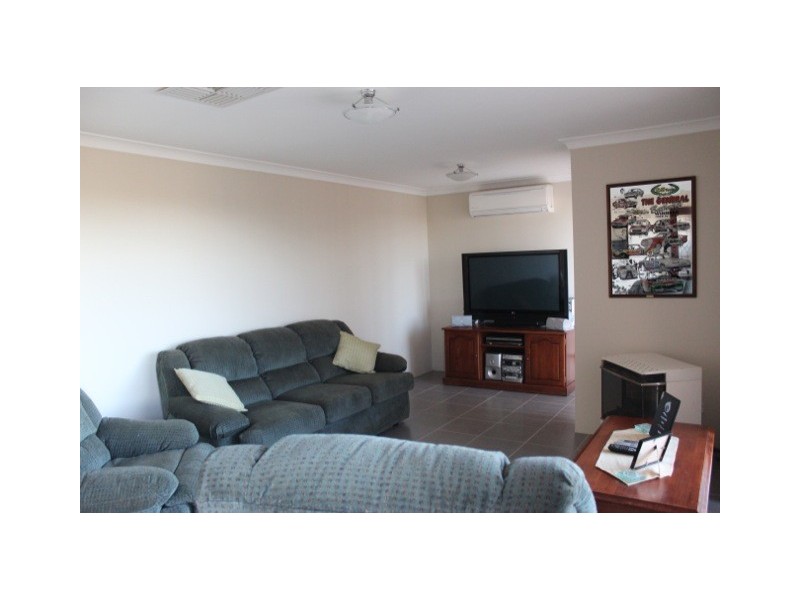 36 Tappak Street, Waggrakine WA 6530