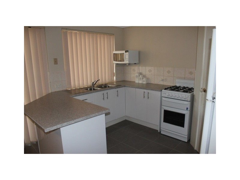 36 Tappak Street, Waggrakine WA 6530