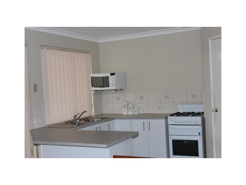 36 Tappak Street, Waggrakine WA 6530