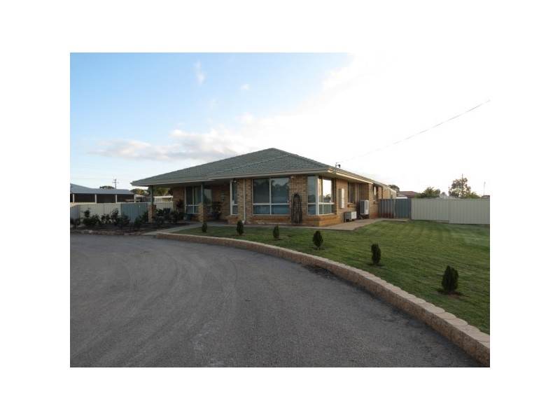 5 Candlebark Drive, Strathalbyn WA 6530