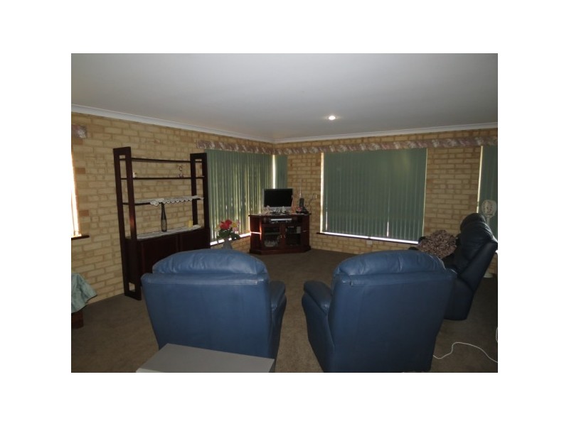 5 Candlebark Drive, Strathalbyn WA 6530