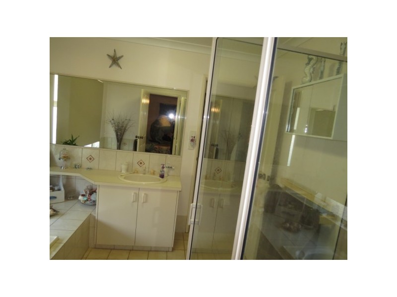 5 Candlebark Drive, Strathalbyn WA 6530