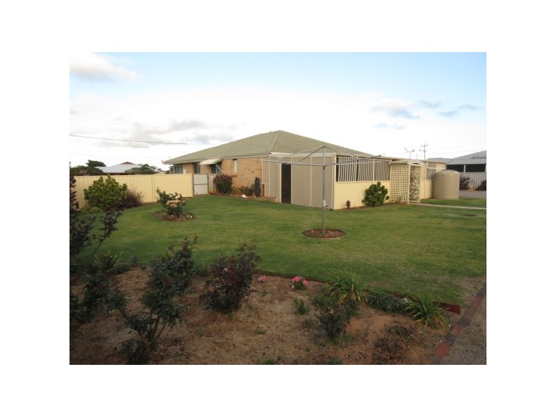 5 Candlebark Drive, Strathalbyn WA 6530