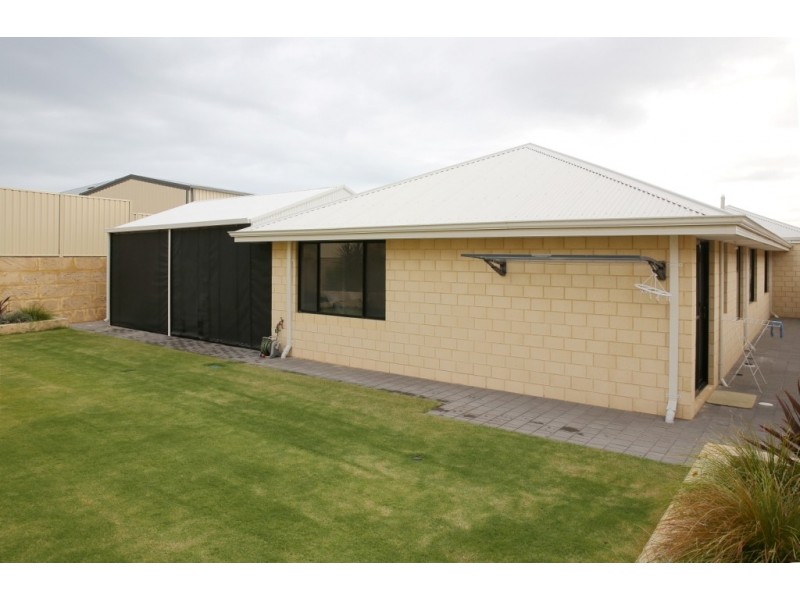 15 Crusader Heights, Wandina WA 6530