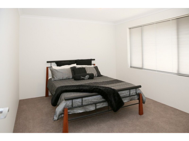 15 Crusader Heights, Wandina WA 6530