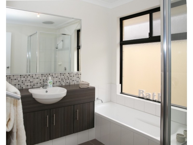 15 Crusader Heights, Wandina WA 6530