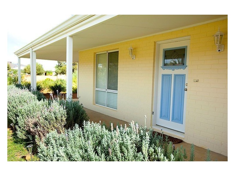 64 Quayside Vista, Drummond Cove WA 6532