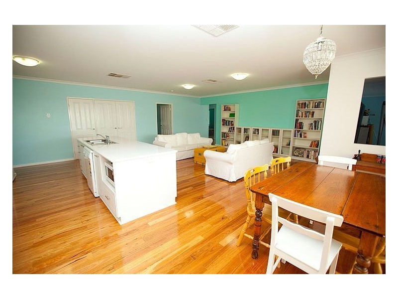 64 Quayside Vista, Drummond Cove WA 6532